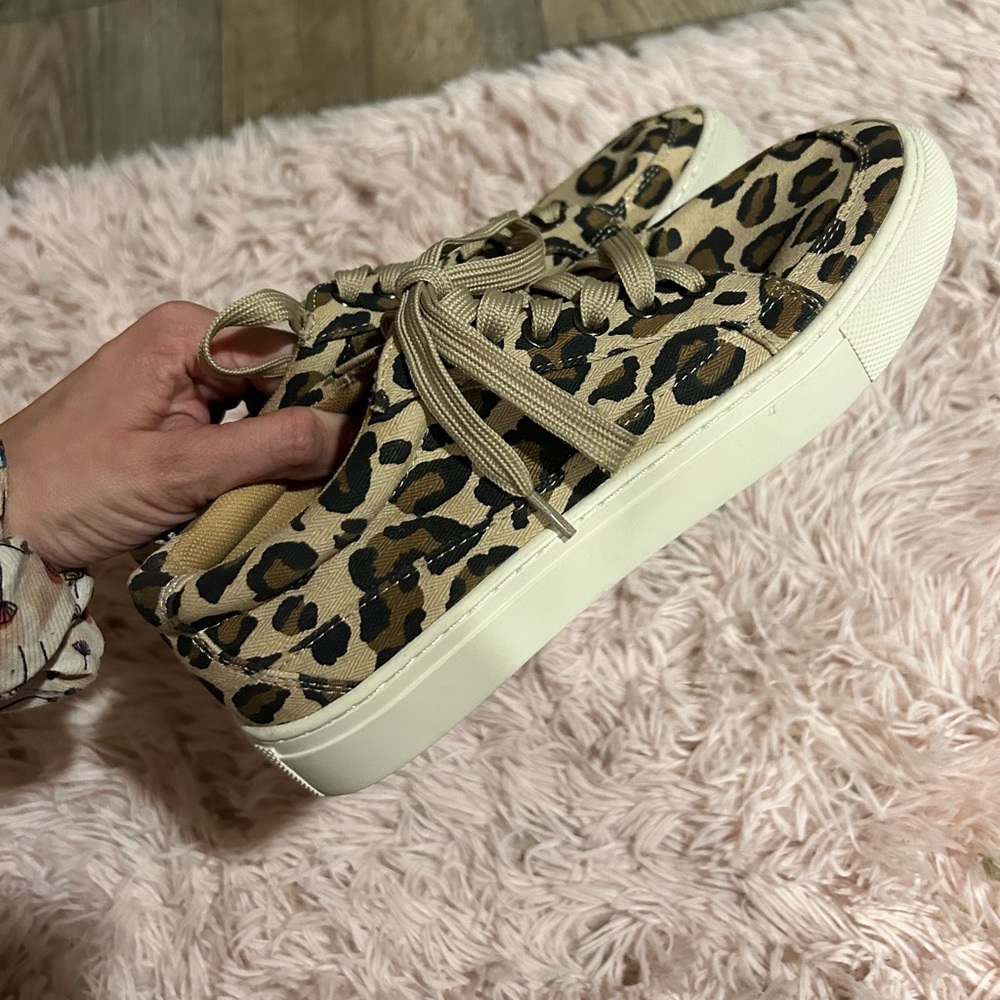 *Never Worn* Leopard Print Shoes